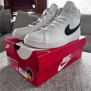 Nike Men’s White High-Top Sneakers with Black Swoosh Accent